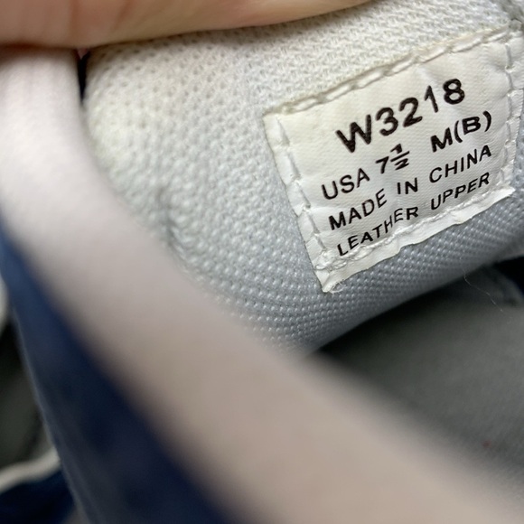 Propet Womens Size 7.5 Travel Walker Suede Sneakers Shoes - Picture 8 of 8